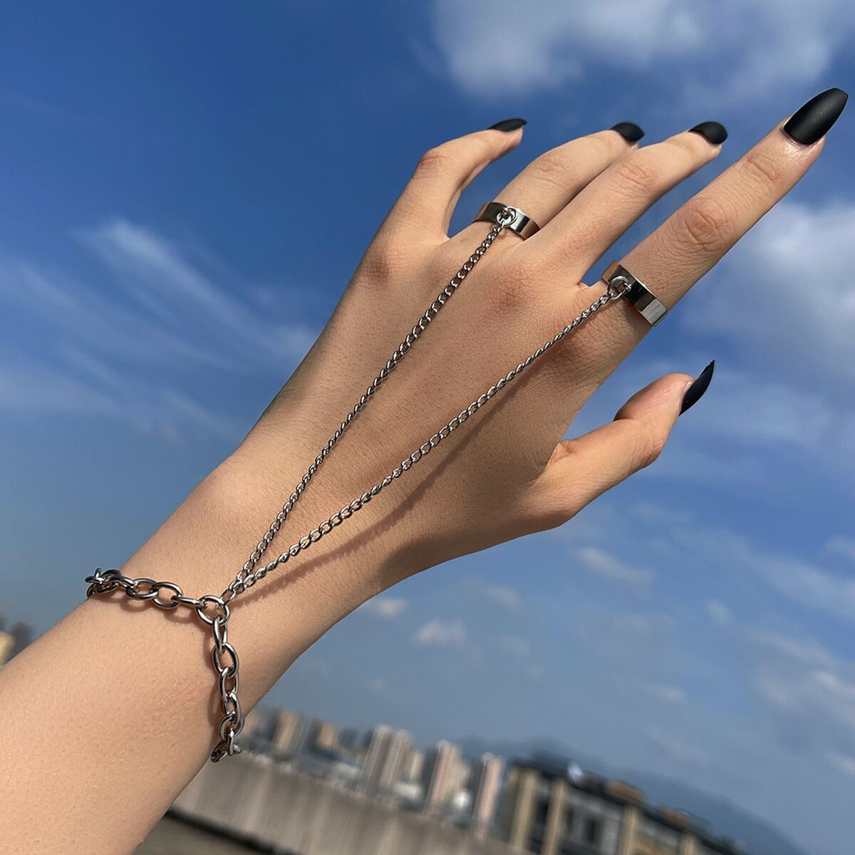 Metal Chain Bracelet Ring Integrated Ring Men's and Women's Hip Hop Punk Style Bounce Di Ring Retro