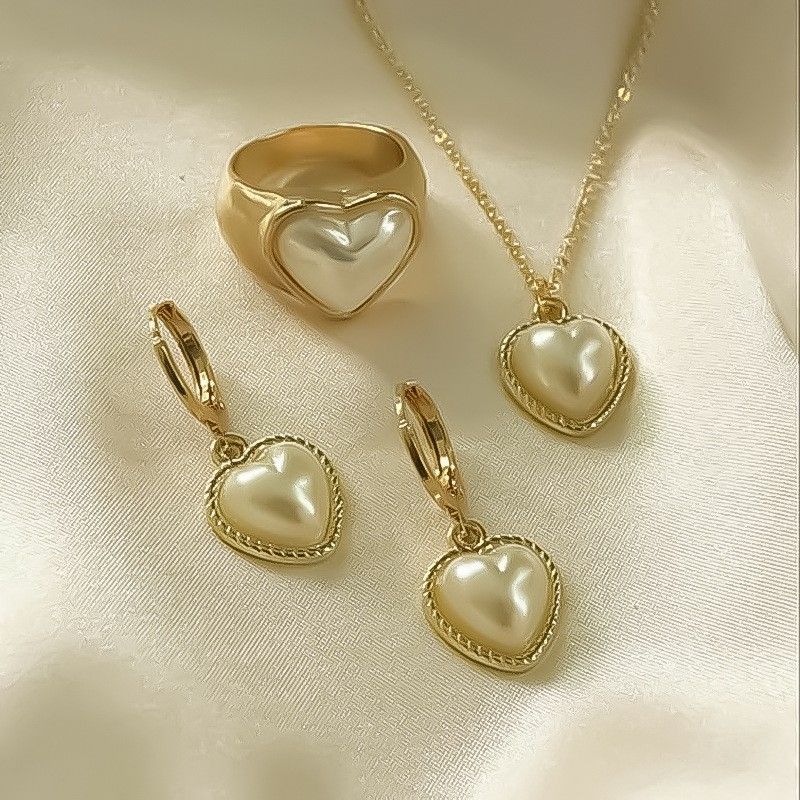 New pendant jewelry necklace with elegant design, light luxury earrings necklace, imitation pearl jewelry set