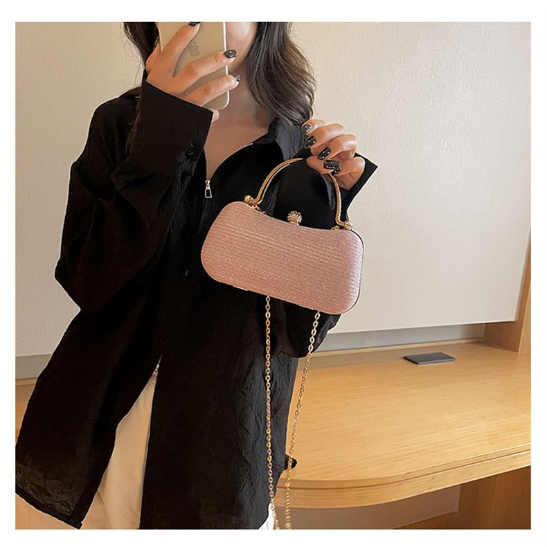 New Fashion Chain Handbag Banquet Bag Single Shoulder Cross Shoulder Small Square Bag Unique Handheld Mouth Gold Bag