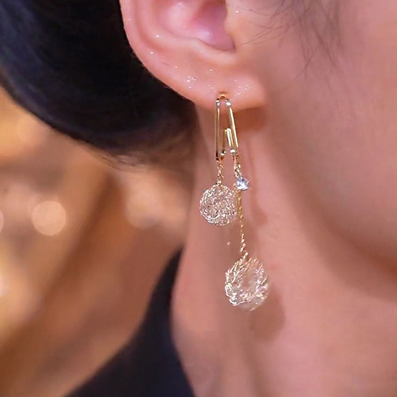 Hollow out full diamond circle long earrings with high-end and atmospheric silver needle earrings, niche design sense, new in 2025