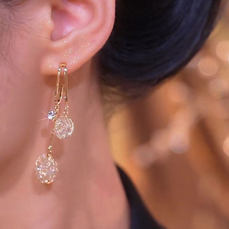 Hollow out full diamond circle long earrings with high-end and atmospheric silver needle earrings, niche design sense, new in 2025