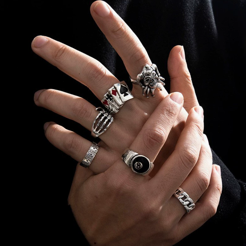 6PCS Men's Retro Hip Hop Ring Set Frog Snake Skull Cool Punk Gothic Spider Combination Ring