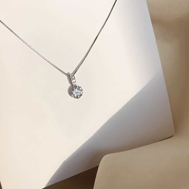2-piece set of fashionable silver simple and compact single sparkling diamond light luxury fashion necklace earrings