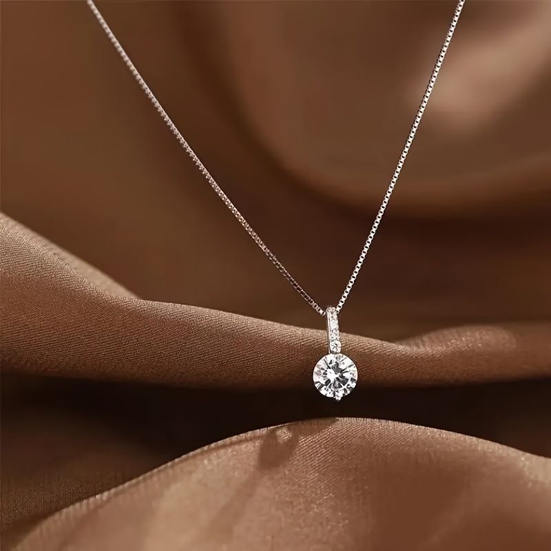 2-piece set of fashionable silver simple and compact single sparkling diamond light luxury fashion necklace earrings