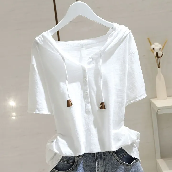 Hooded white short sleeved t-shirt for women in spring and summer of 2025, new loose and slim fit, versatile, belly covering top, hoodie