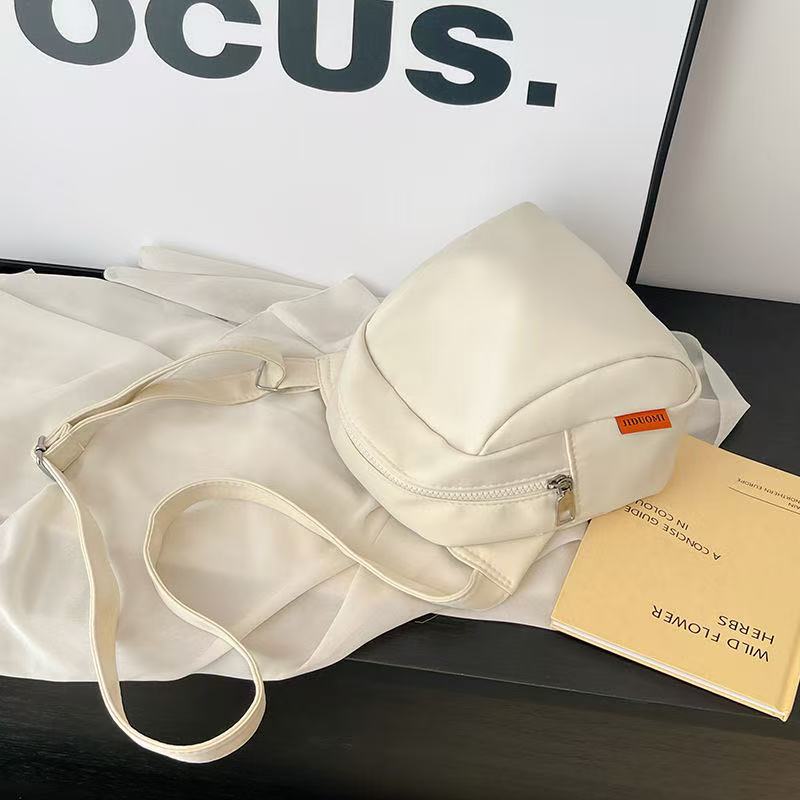 Casual nylon cloth bag for women, new Volkswagen shell lightweight and versatile, large capacity  bag, single shoulder small bag