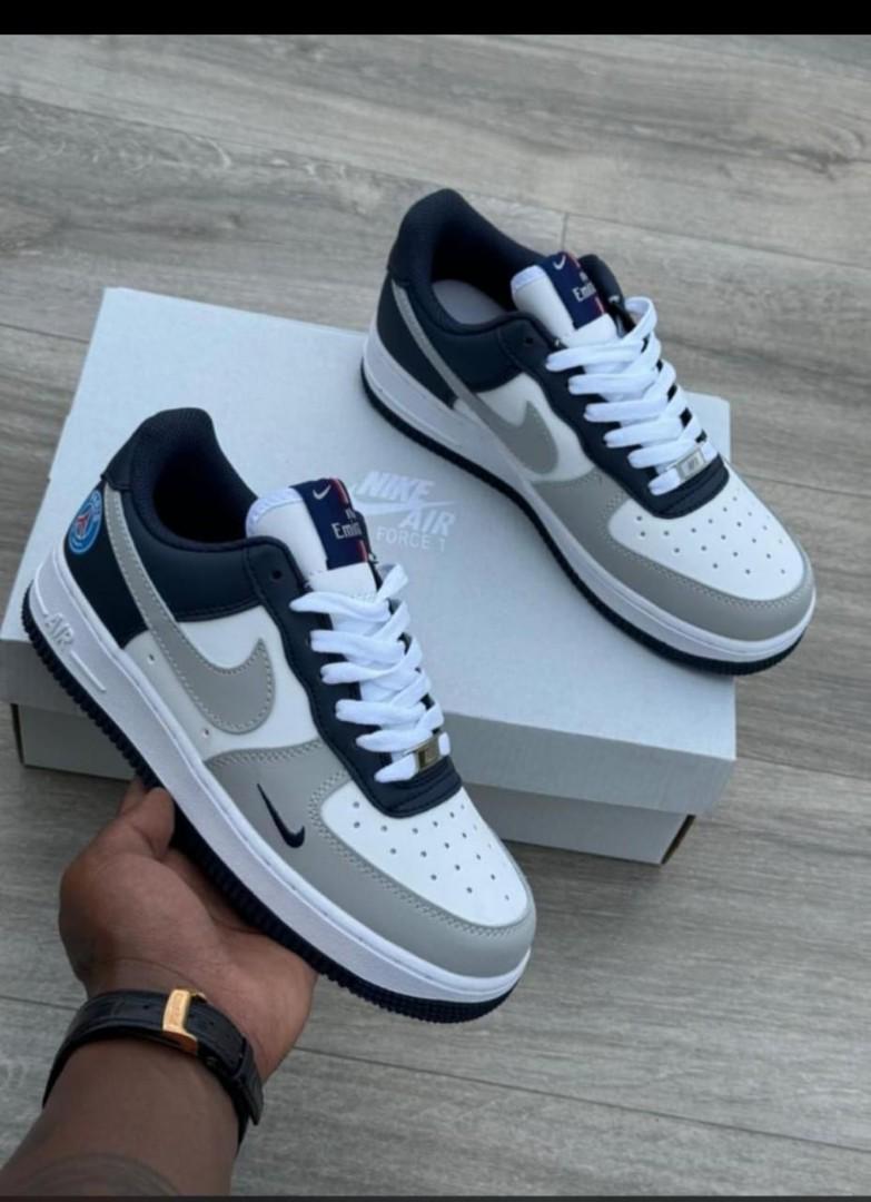 dunkSneakers ✅THIS type of sneakers first they are unisex, both a man and a lady can wear them. They are quality and fashionable. They have a comfortable inner sole and their glamor is unique. These s