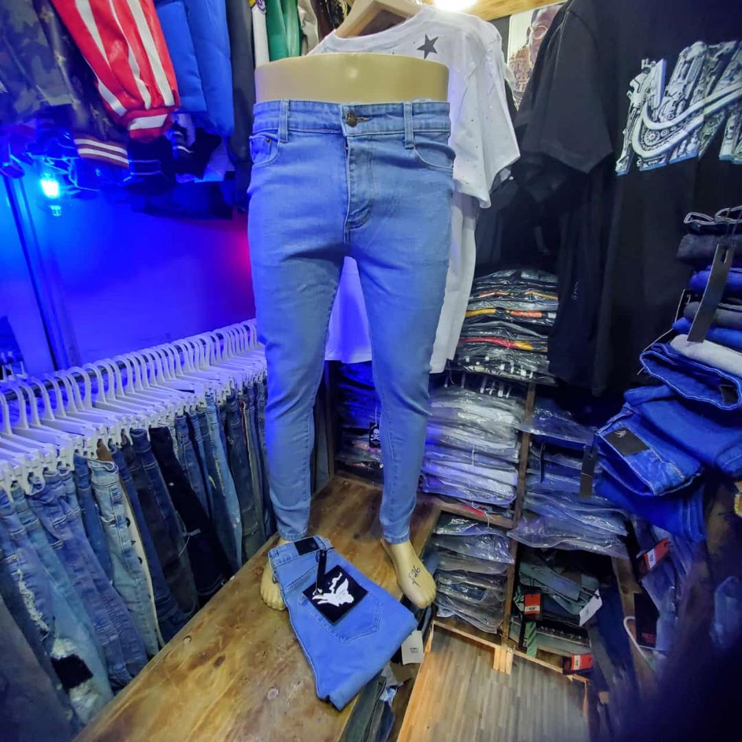Men slim fit Big sizes trousers jeans✅Men plain quality jeans, durable and non fading, total fashionable and slightly stretchy. They are slim fit and suitable in all seasons. They are easy to maintain
