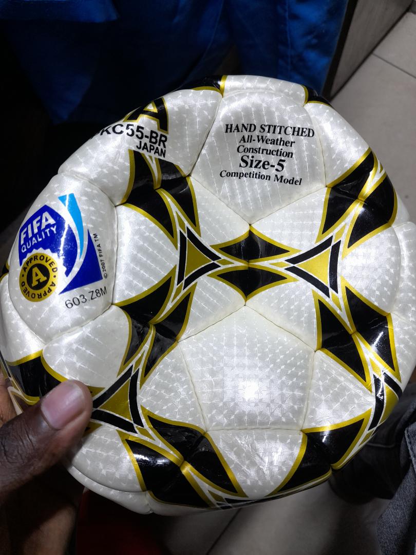 ORIGINAL MIKASA FOOTBALL BALLS, ALL WEATHER FIFA QUALIFIED MIKASA SOCCER BALLS,QUALITY MIKASA BALLS  PKC55-BR  GLX BALLS,MADE IN PAKISTAN