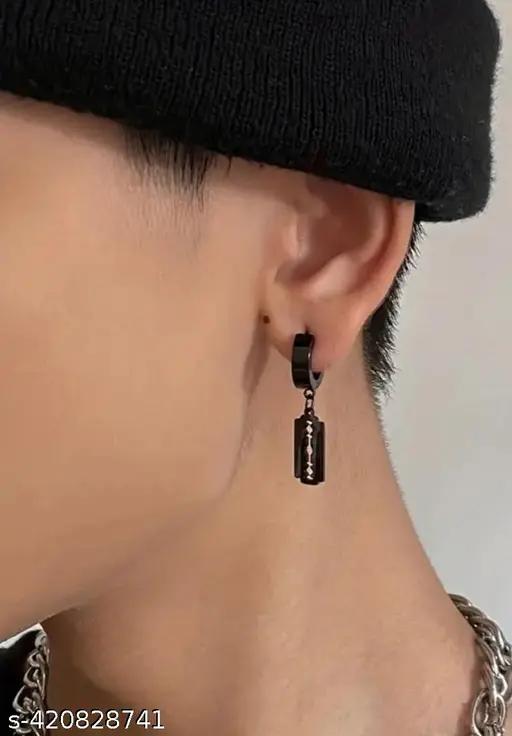 Trending Blade Earrings Men Retro Punk Earrings Blade Earrings Non Pierced Hip Hop Street Style Punk Stainless Steel Earrings (BLACK)