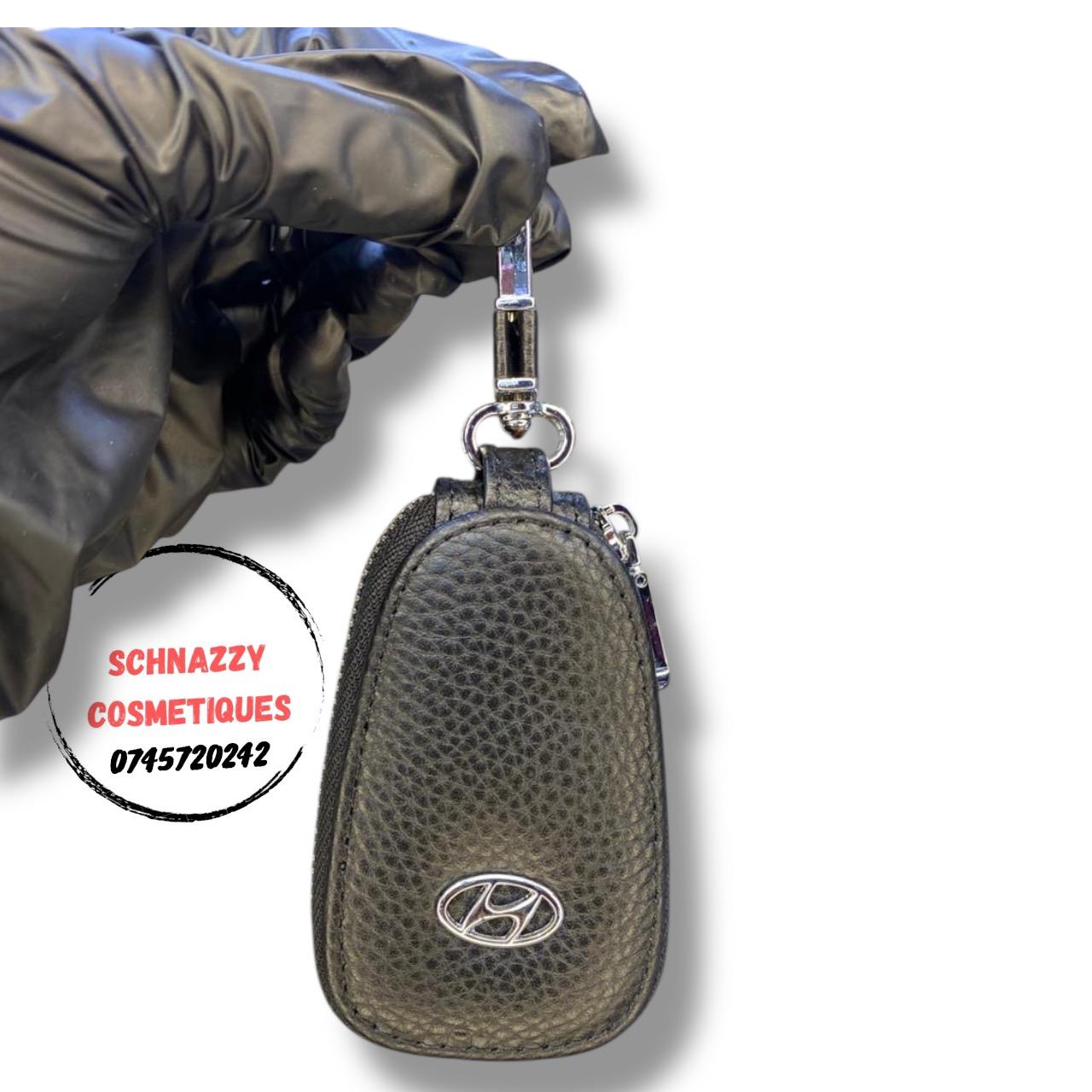 Multifunction Car Key Protector Pouch PU Leather Cover Safely Protect From Dilapidation Scratch Damage Loss Car Keyholder Keychain Bag Key Case Fits IDs Small Snugly Compact Fits Bag Back Pocket