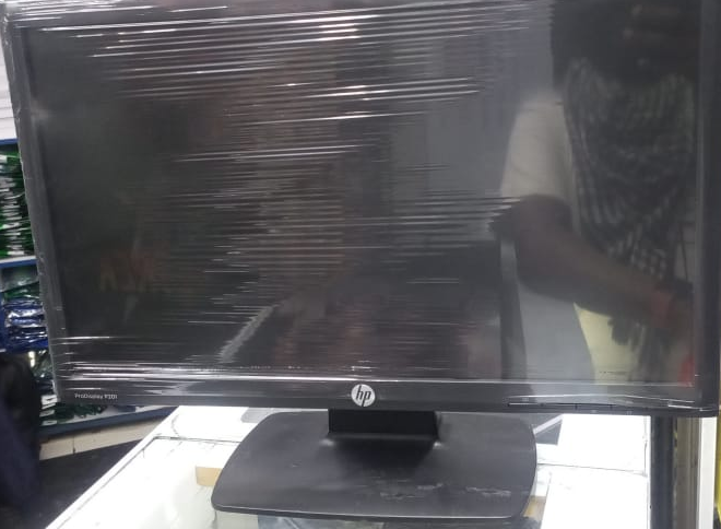 Refurbished Hp 20'inch monitor Refurbished Monitor REFURBISHED MONITORS LCD 20 INCHES WIDE