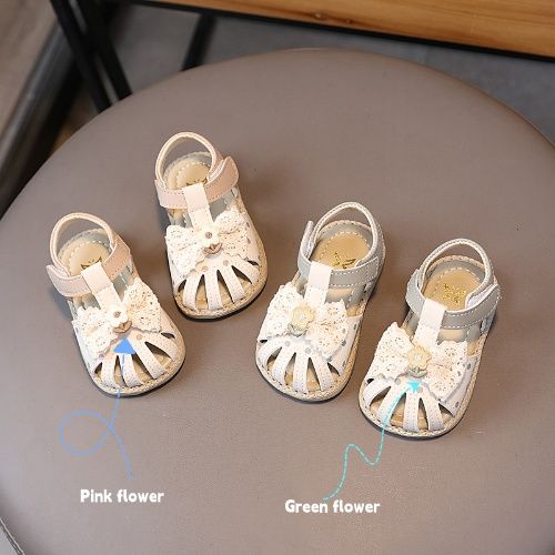 2025 Summer girls' sandals Baby children 1-2 years old baby soft soled toddler shoes bow bow head children's shoes