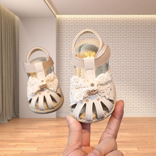 2025 Summer girls' sandals Baby children 1-2 years old baby soft soled toddler shoes bow bow head children's shoes