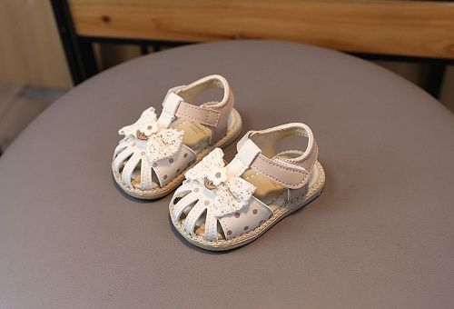 2025 Summer girls' sandals Baby children 1-2 years old baby soft soled toddler shoes bow bow head children's shoes