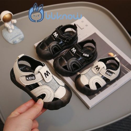 Summer boys' sandals anti-kick beach shoes 1-2-3 boys' shoes anti-slip soft-soled toddler shoes, boy fashion sandals