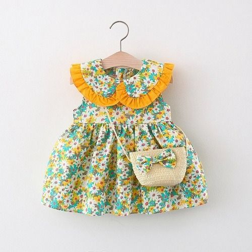 A stylish floral print dress for baby girls in summer, a cute cotton dress, and a princess dress with a bag