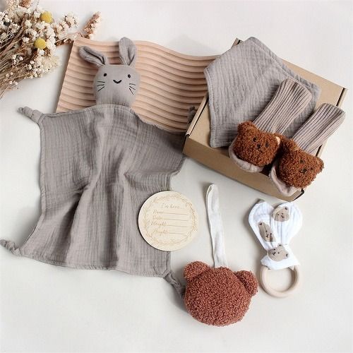 INS Popular baby gift sets, new born baby meet gift,Rabbit and Lion Soothing Towel, Sock, Saliva Towel, Toiletry Gift Box, Newborn Bite Ring, Hair Band Set