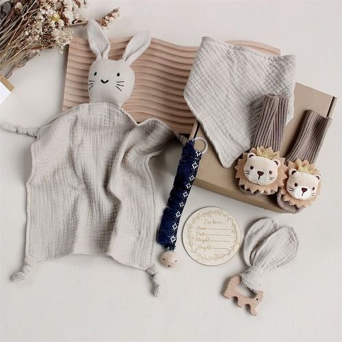 INS Popular baby gift sets, new born baby meet gift,Rabbit and Lion Soothing Towel, Sock, Saliva Towel, Toiletry Gift Box, Newborn Bite Ring, Hair Band Set