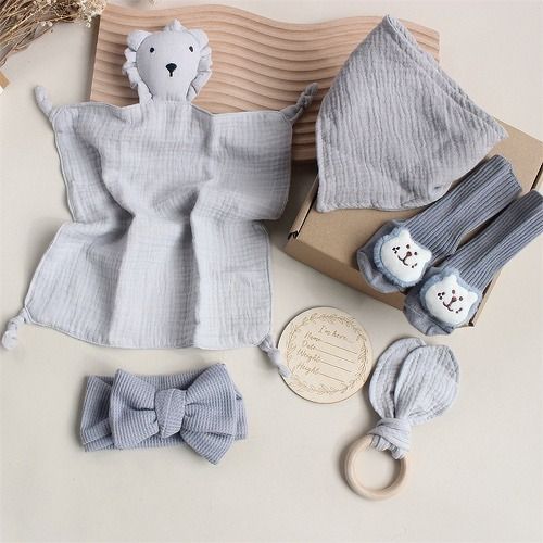 INS Popular baby gift sets, new born baby meet gift,Rabbit and Lion Soothing Towel, Sock, Saliva Towel, Toiletry Gift Box, Newborn Bite Ring, Hair Band Set