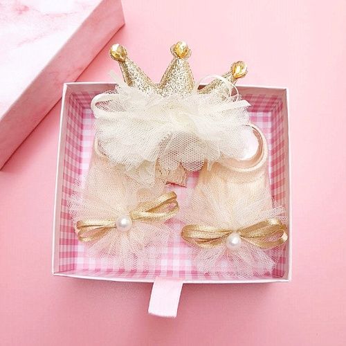 Baby girl headband and sock set, princess set for your little one, home and outing festival outfit set, baby birth gift box, 2025 year popular baby girl socks, Crown accessories