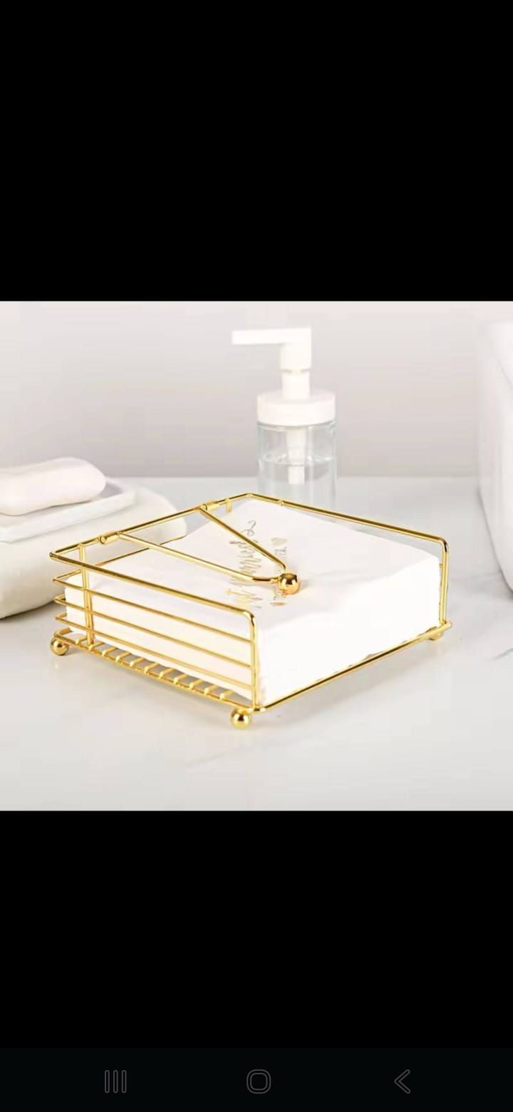 Elegant Box Serviette Holder – Black & Gold Edition! ✨
Upgrade your table setting with this stylish Box Serviette Holder, crafted to add a touch of class to any dining space. Available in sleek black