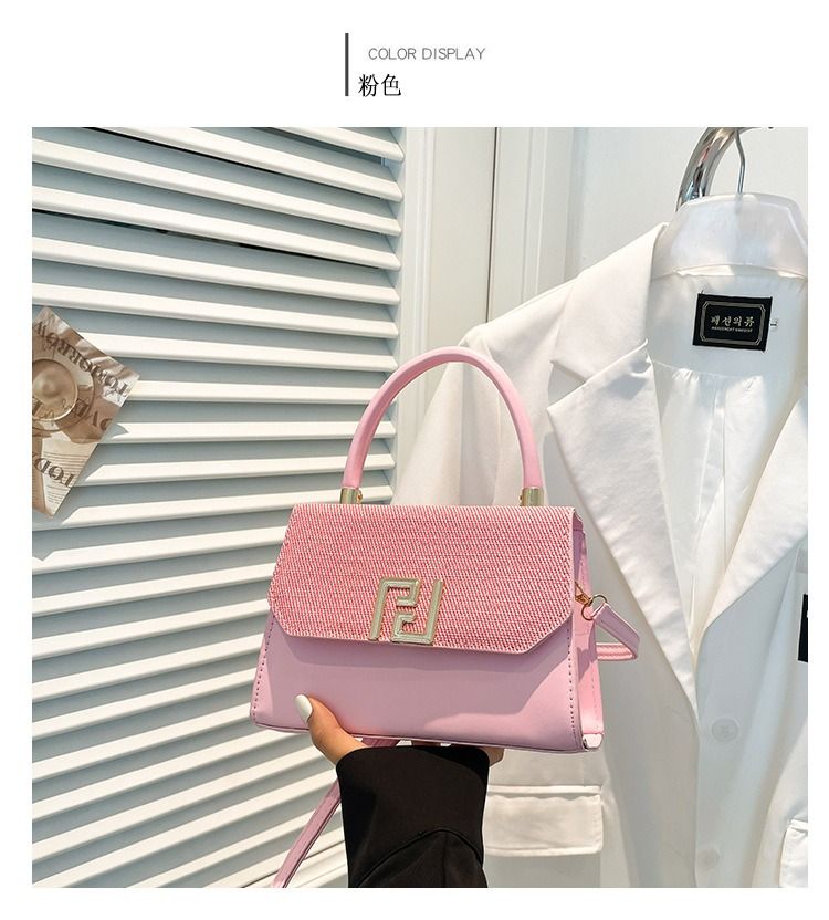 Fashion Design Handbag Women 2026 New Model Small Exclusive Casual Tote Bag Korean Version High Quality Fashionable Cross-body Bag Trendy Pastel Color Horizontal Square Shape Inner Zippered Pocket