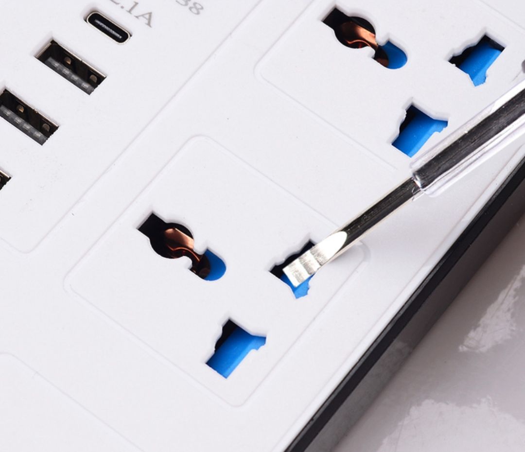 Socket Extension Power Strip Socket Adapter Home Multifunctional UK Plug Power Socket Power Extension Cable USB Charging Cables Outlet Multi Charging Port with Switch Wiring Socket