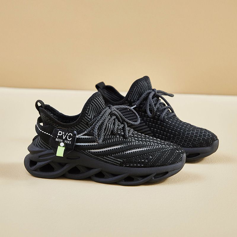 Running Shoe Woman Sneaker Running Shoe Lady Girl Ins Korean Couple Style Flyknit Shoes Summer New Student Sports Shoes Breathable Running Casual Shoes