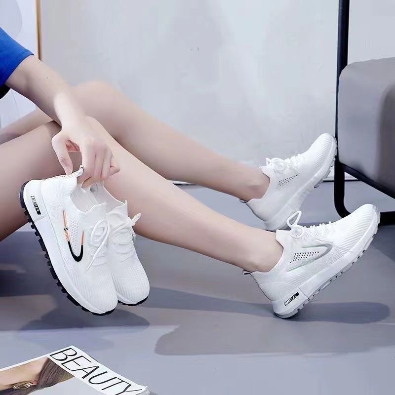 Running Shoe Woman Sneaker Running Shoe Lady Girl Summer Women's Shoes Fly Woven Mesh Surface Leisure Sports Shoes Running Shoes Ultra Light Student Shoes for Women