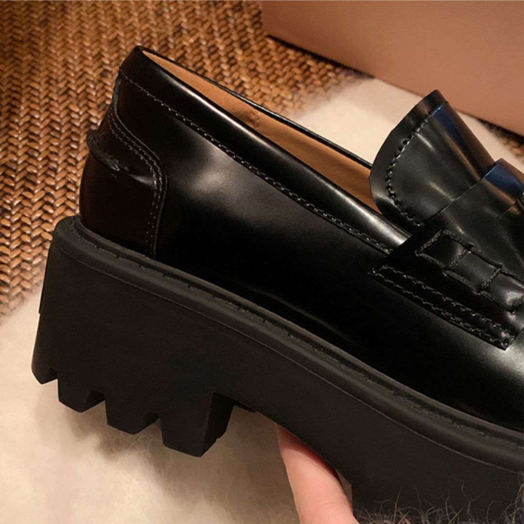 Loafer Shoe Woman Cowhide Temperament Little Gold Coin Round Toe Slip on Loafer Women's Thick Soled Leather Shoes