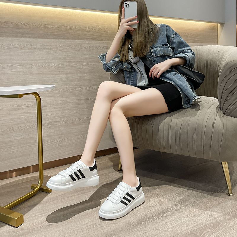 Sneaker Woman Sneaker Shoe Woman Sneaker Lady Shoe Spring New White Shoes Female Student Korean Version Thick Soled Female Internet Celebrity Shoes Casual Shoes for Couples