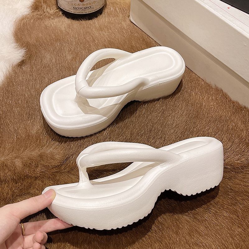 Slipper Lady Women Fanshionable Herringbone Thick Soled Sandals Summer New Outdoor Fashion European American Beach Sponge Cake Shoes Flip-Flops