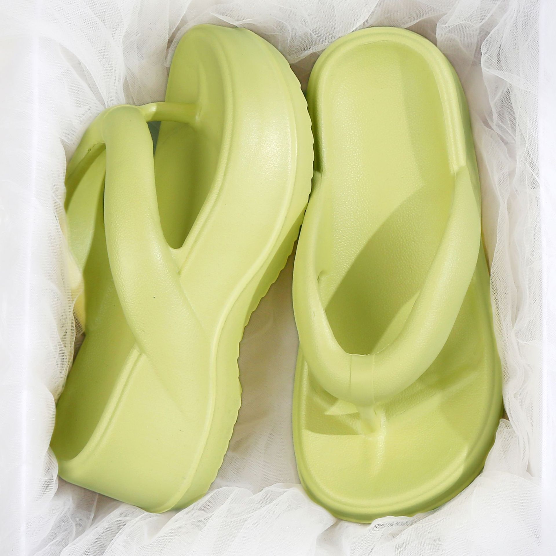 Slipper Lady Women Fanshionable Herringbone Thick Soled Slippers Spring Summer New Outdoor Fashion Beach Sponge Cake Shoes