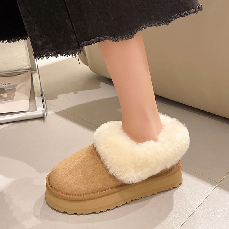 Snow Boots Women's Winter Thick Soled Round Toe Short Tube Slip on Bread Shoes Plush Cotton Shoes