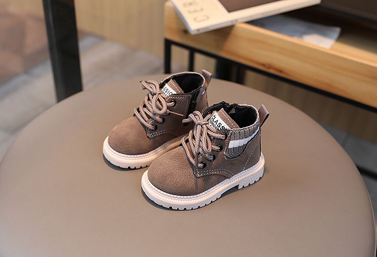 Autumn Winter New Style Little Boys' Fashionable Versatile Soft Bottom Anti Slip Boots Girls' Stylish Comfortable Casual Short Boots