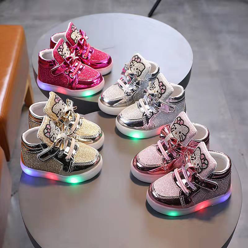 Spring Autumn Girls Princess Shoes with Rhinestones Breathable Lighting Shoes Children's Shoes Sports Shoes Casual Shoes