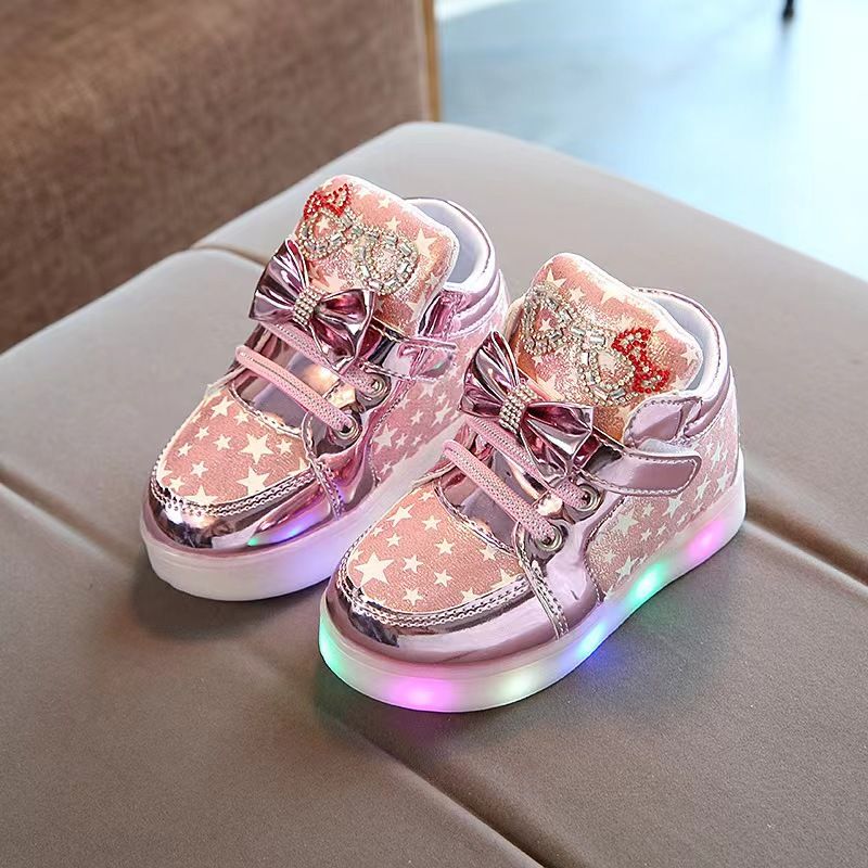 Boots Spring Autumn Little Girl Cartoon Bright Diamond Flash Light Shoes Boys' Breathable Glowing Leather Sneakers