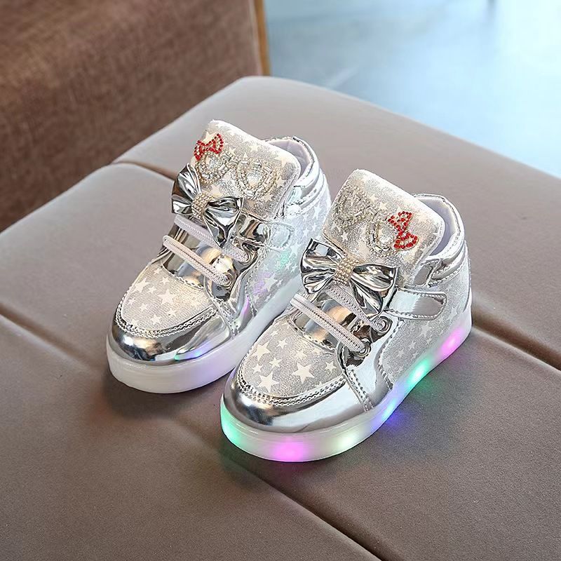 Boots Spring Autumn Little Girl Cartoon Bright Diamond Flash Light Shoes Boys' Breathable Glowing Leather Sneakers