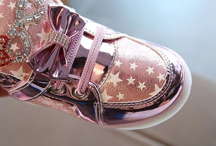 Boots Spring Autumn Little Girl Cartoon Bright Diamond Flash Light Shoes Boys' Breathable Glowing Leather Sneakers