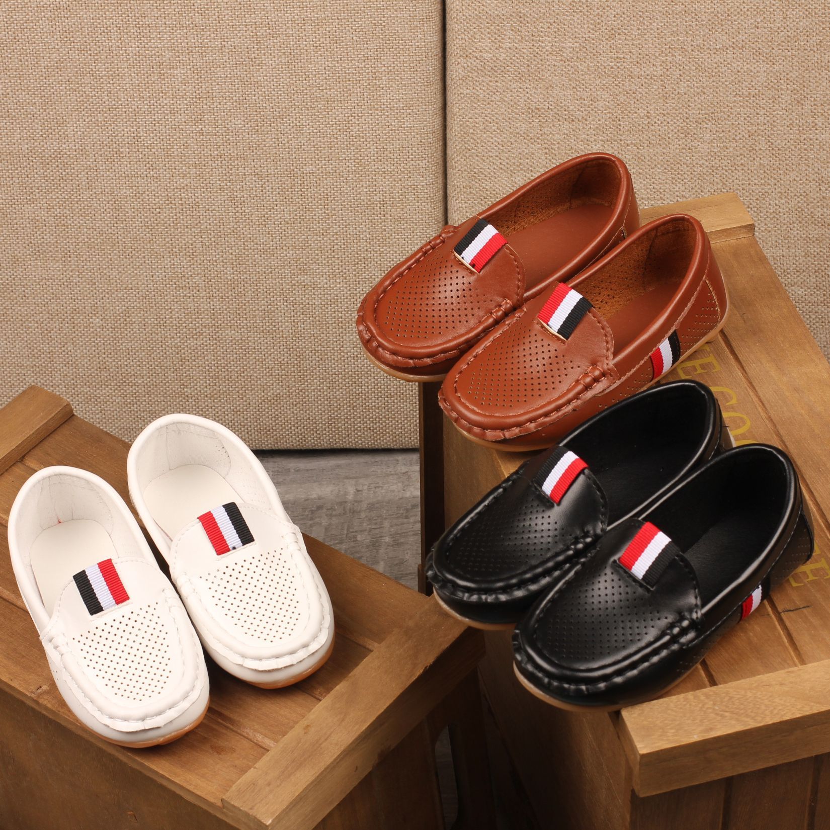 Loafer Kid New Girls' Anti Slip Bean Shoes Comfortable Baby Shoes for Boys Hollow Out Breathable Large Children's Shoes