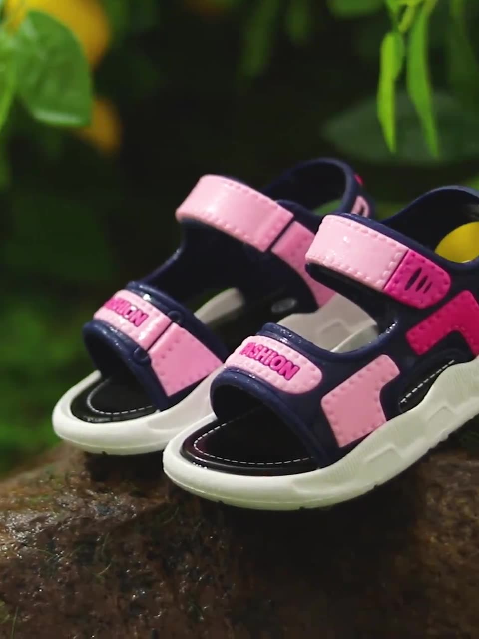 Sandal Boy Sandal Girl Sandal Shoe Children's Girls' Sandals New Soft Bottom Anti Slip Primary School Students Boy Baby Beach Sandals
