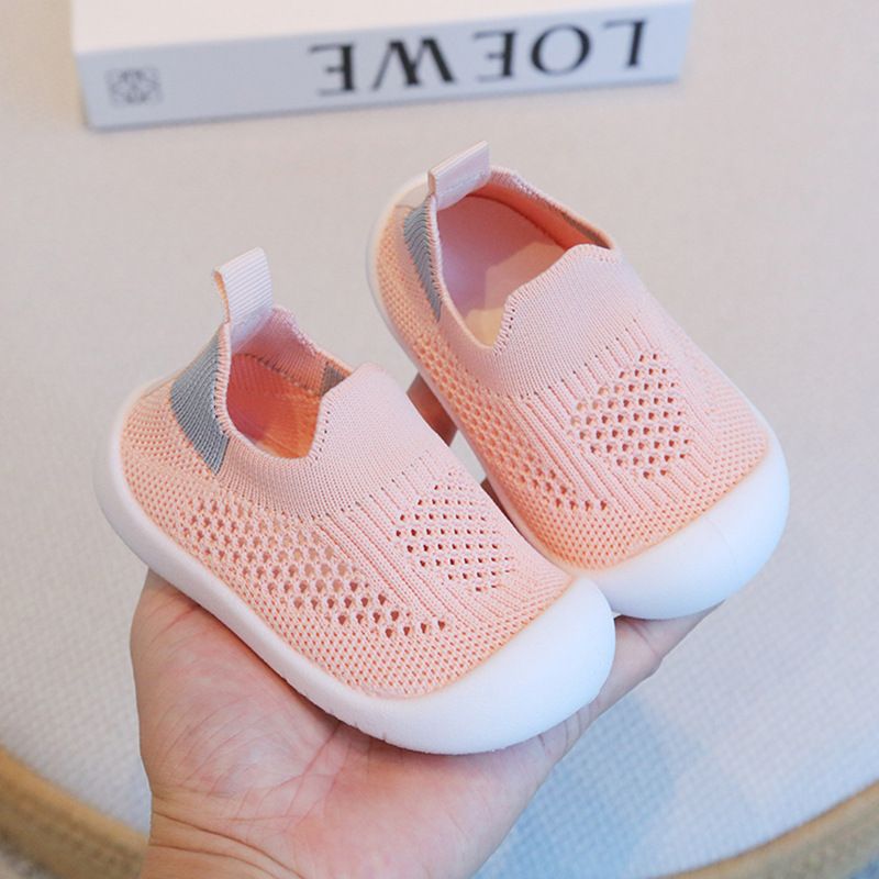 Baby Shoes Spring Summer New Children's Breathable Fly Woven Mesh Shoes Baby Anti-Collision Soft Soled Walking Shoes Candy Colored Casual Shoes for Boys Girls