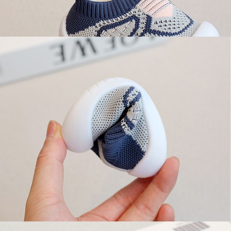 Baby Shoes Spring Autumn Children's Breathable Indoor And Outdoor Shoes Baby Soft Sole Anti-Collision Walking Shoes Fashionable Flyknit Mesh Shoes for Boys Girls