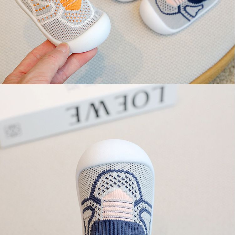 Baby Shoes Spring Autumn Children's Breathable Indoor And Outdoor Shoes Baby Soft Sole Anti-Collision Walking Shoes Fashionable Flyknit Mesh Shoes for Boys Girls
