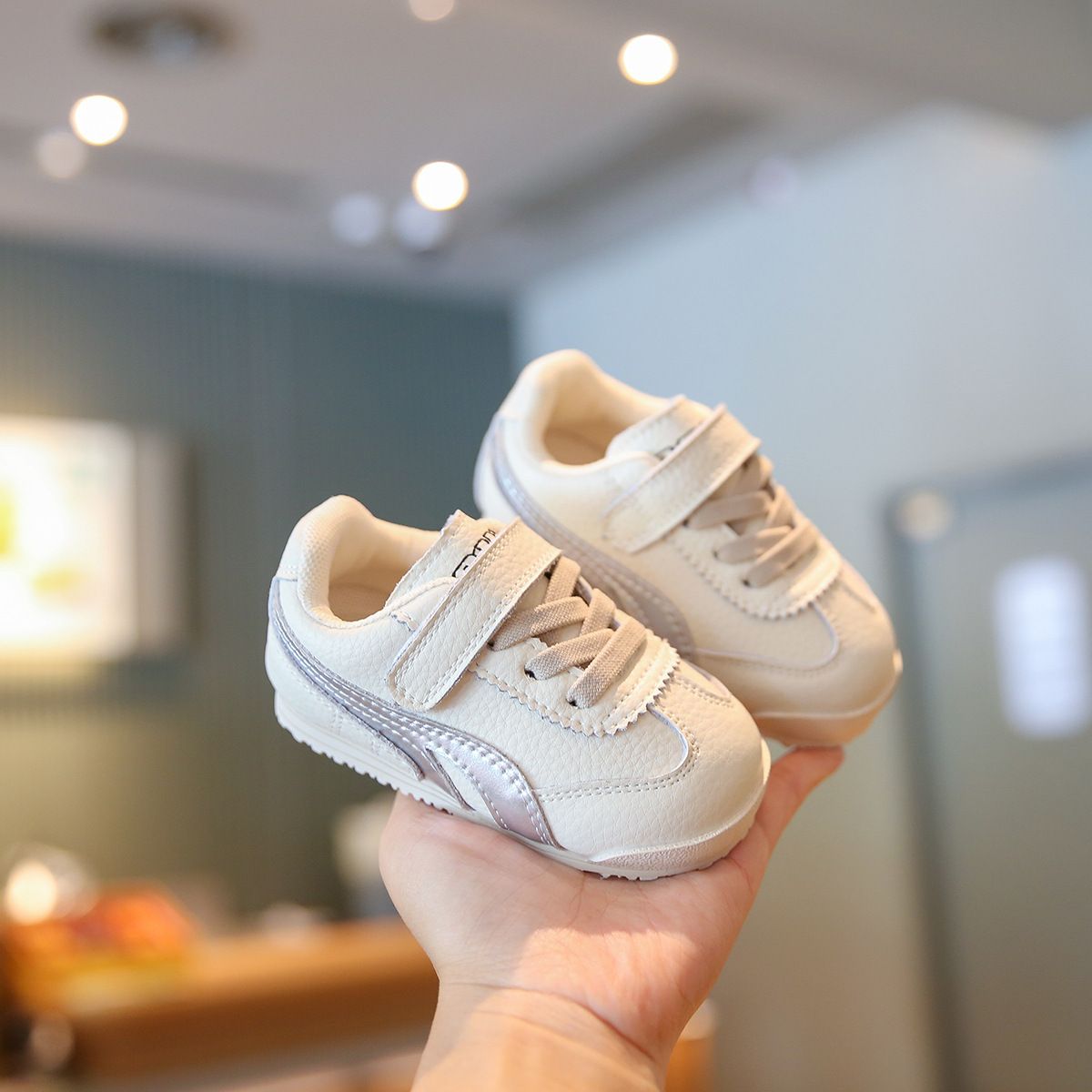 Baby Girl's Walking Shoes Baby Boy Soft Soled Anti Slip Baby Shoes Children's Sports Shoes Children's Autumn Casual Board Shoes