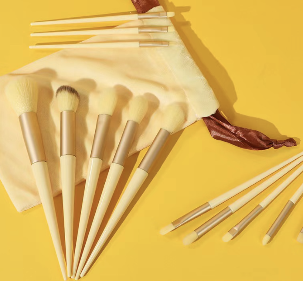 Makeup Brushes Tools Brush Sets Makeup Brush 13 Cloth Bags Foundation Make-Up Powder Blusher Highlight Concealer Set Brush Eye Shadow Powder Full Set of Brush Tools