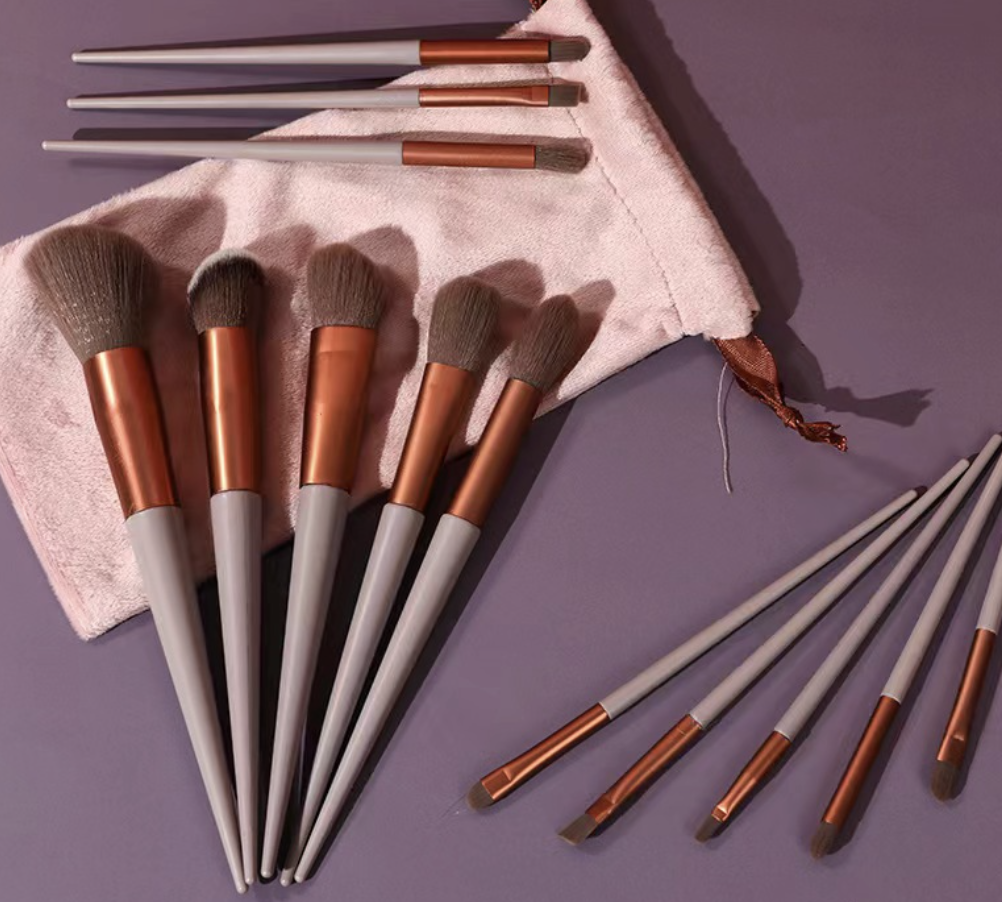 Makeup Brushes Tools Brush Sets Makeup Brush 13 Cloth Bags Foundation Make-Up Powder Blusher Highlight Concealer Set Brush Eye Shadow Powder Full Set of Brush Tools
