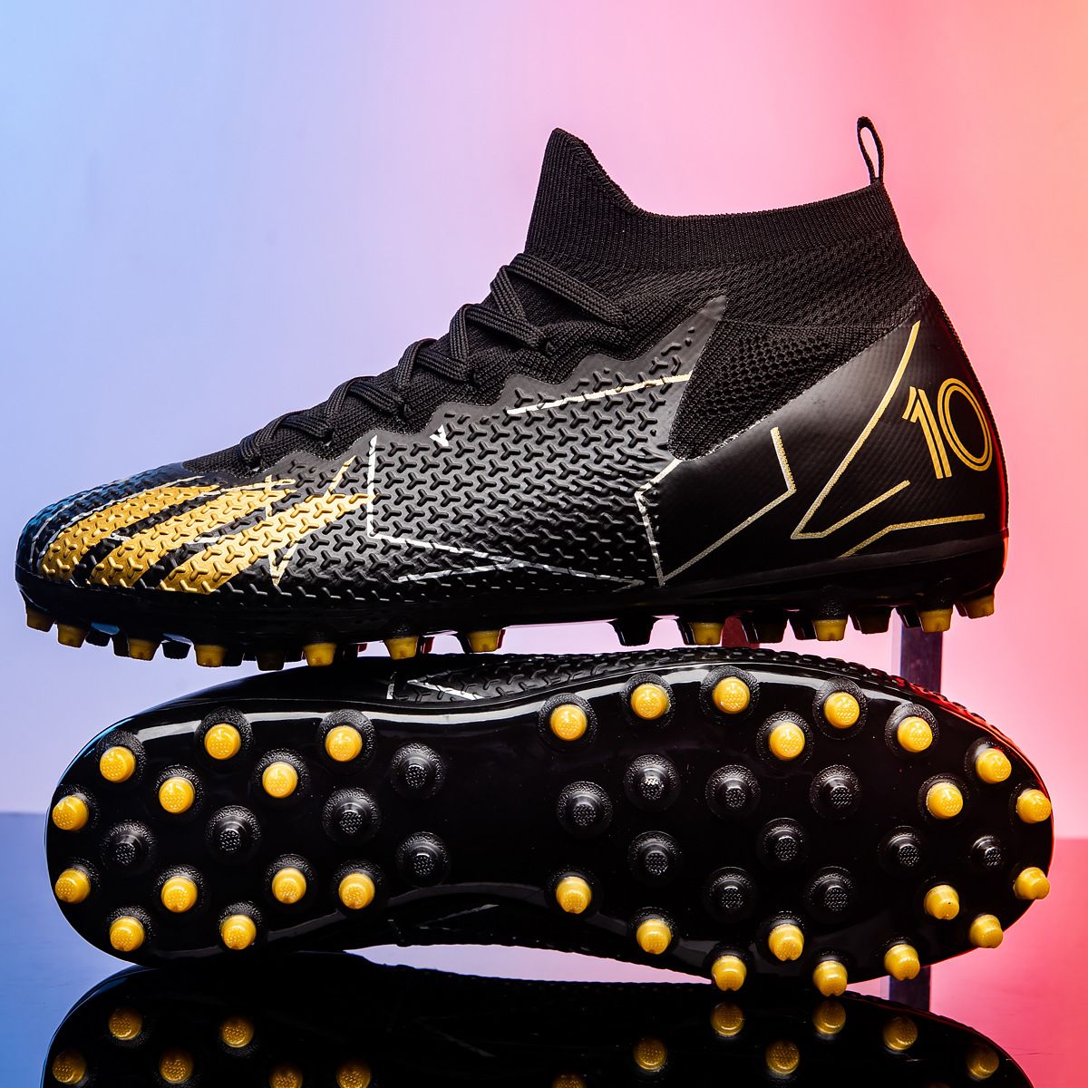 Men's Shoes Athletic Soccer High Top Football Shoes New Short Nail Breathable European Cup Professional Match Shoes Football Shoes