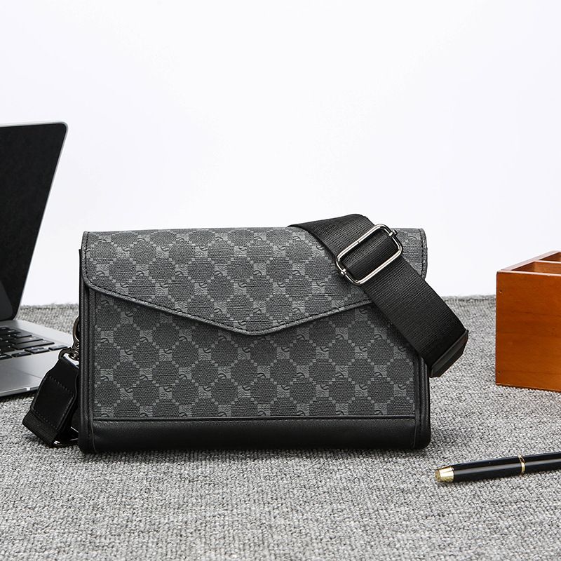 New Men's Checkered Shoulder Bag Trendy Crossbody Bag Men's Street Fashion Shoulder Bag Student Small Bag
